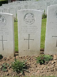 Bagneux British Cemetery Gezaincourt - Crampton, Augustus Ambrose