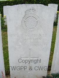 Bagneux British Cemetery Gezaincourt - Dawkins, F