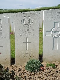 Bagneux British Cemetery Gezaincourt - Day, Albert Richard