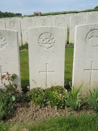 Bagneux British Cemetery Gezaincourt - Dearmer, William Herbert