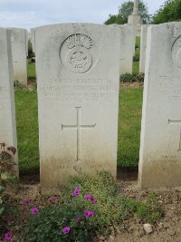 Bagneux British Cemetery Gezaincourt - Dickie, George McCrovie