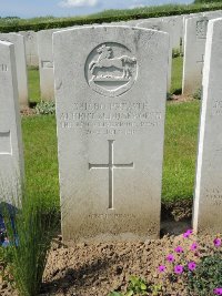 Bagneux British Cemetery Gezaincourt - Duckworth, Albert Mitchell