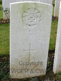 Bagneux British Cemetery Gezaincourt - Empson, Sidney