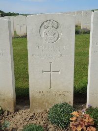 Bagneux British Cemetery Gezaincourt - Evans, J J