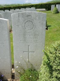 Bagneux British Cemetery Gezaincourt - Evans, Thomas William