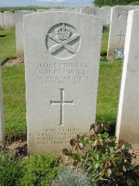 Bagneux British Cemetery Gezaincourt - Everett, George Henry