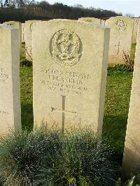 Bagneux British Cemetery Gezaincourt - Franklin, J