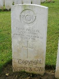 Bagneux British Cemetery Gezaincourt - Freestone, Ernest