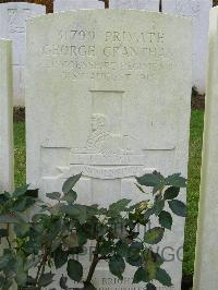 Bagneux British Cemetery Gezaincourt - Grantham, George