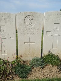 Bagneux British Cemetery Gezaincourt - Green, John Thomas