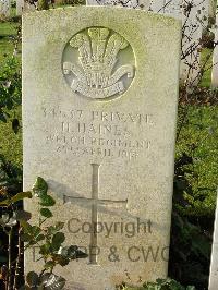 Bagneux British Cemetery Gezaincourt - Haines, H