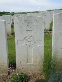 Bagneux British Cemetery Gezaincourt - Hambleton, William Ernest