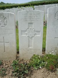 Bagneux British Cemetery Gezaincourt - Harris, Henry John