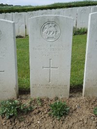 Bagneux British Cemetery Gezaincourt - Hewitson, Thornas Reginald