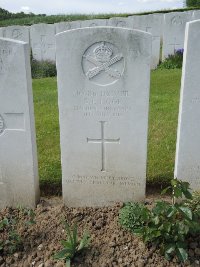 Bagneux British Cemetery Gezaincourt - Hook, Bertie Edward