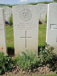 Bagneux British Cemetery Gezaincourt - Horsford, Edward Thomas