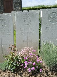 Bagneux British Cemetery Gezaincourt - Joy, Harry James