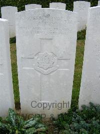 Bagneux British Cemetery Gezaincourt - Kay, A