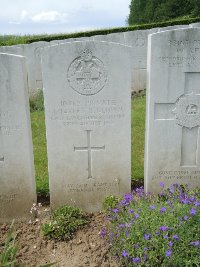 Bagneux British Cemetery Gezaincourt - Keown, Charles B.