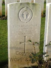 Bagneux British Cemetery Gezaincourt - Kindon, J