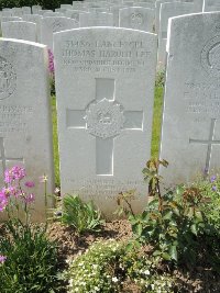 Bagneux British Cemetery Gezaincourt - Lee, Thomas Harold