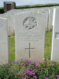 Bagneux British Cemetery Gezaincourt - Lister, Cyril Harry