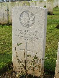 Bagneux British Cemetery Gezaincourt - Mallette, E