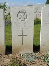 Bagneux British Cemetery Gezaincourt - Mason, Leonard Horace