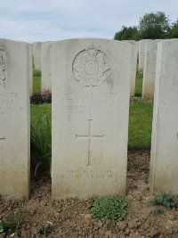 Bagneux British Cemetery Gezaincourt - McCormick, John Tiplady