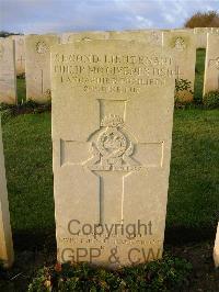 Bagneux British Cemetery Gezaincourt - McGiveney, Phillip