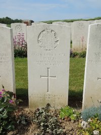 Bagneux British Cemetery Gezaincourt - Miller, Thomas