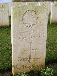 Bagneux British Cemetery Gezaincourt - Minchin, Frank Hopkins