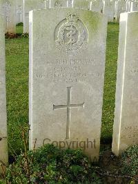 Bagneux British Cemetery Gezaincourt - Moss, Claude Duncan