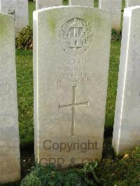 Bagneux British Cemetery Gezaincourt - New, A W