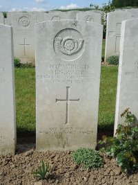 Bagneux British Cemetery Gezaincourt - Paget, Mervyn Godfrey