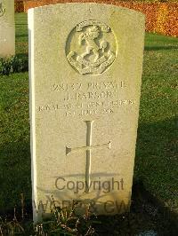 Bagneux British Cemetery Gezaincourt - Parsons, J