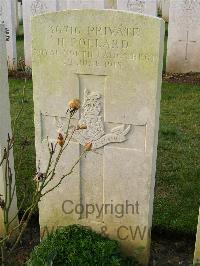 Bagneux British Cemetery Gezaincourt - Pollard, H