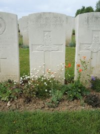 Bagneux British Cemetery Gezaincourt - Preece, Thomas William