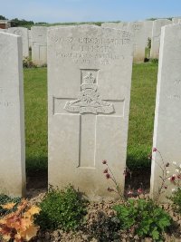 Bagneux British Cemetery Gezaincourt - Price, C H