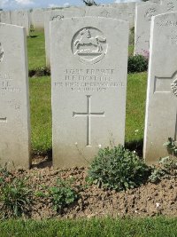 Bagneux British Cemetery Gezaincourt - Ricketts, H F