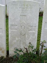 Bagneux British Cemetery Gezaincourt - Robinson, Walter