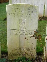 Bagneux British Cemetery Gezaincourt - Rushworth, S