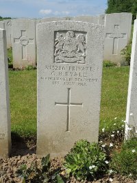 Bagneux British Cemetery Gezaincourt - Ryall, G B