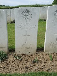 Bagneux British Cemetery Gezaincourt - Saunders, Sydney John