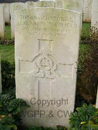 Bagneux British Cemetery Gezaincourt - Schofield, Alexander