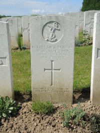 Bagneux British Cemetery Gezaincourt - Sharp, William Henry