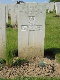 Bagneux British Cemetery Gezaincourt - Siedle, Karl Otto