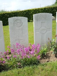 Bagneux British Cemetery Gezaincourt - Tittensor, George Coomer