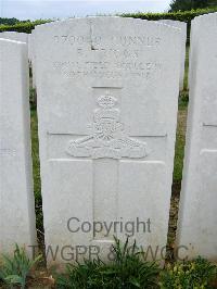 Bagneux British Cemetery Gezaincourt - Triggs, Bertram