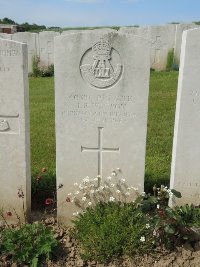 Bagneux British Cemetery Gezaincourt - Watson, J B